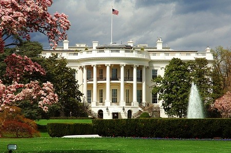 Obama vows to outfit 99 percent of schools with high-speed Internet in next 5 years obama-to-outfit-schools-with-high-speed-internet
